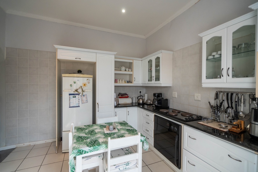 5 Bedroom Property for Sale in West Bank Eastern Cape